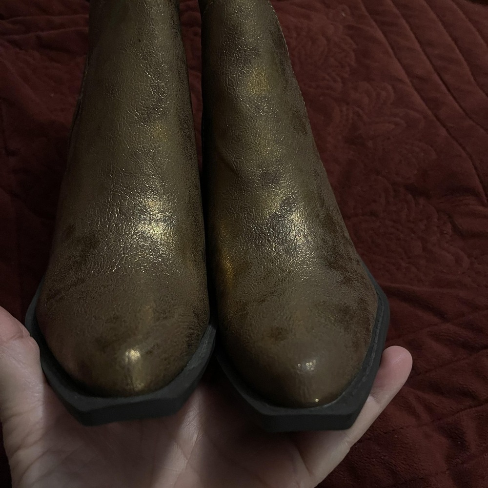 Charles by Charles David Boots Womens Size‎ 5 Metallic Bronze Winter Booties - Picture 15 of 16